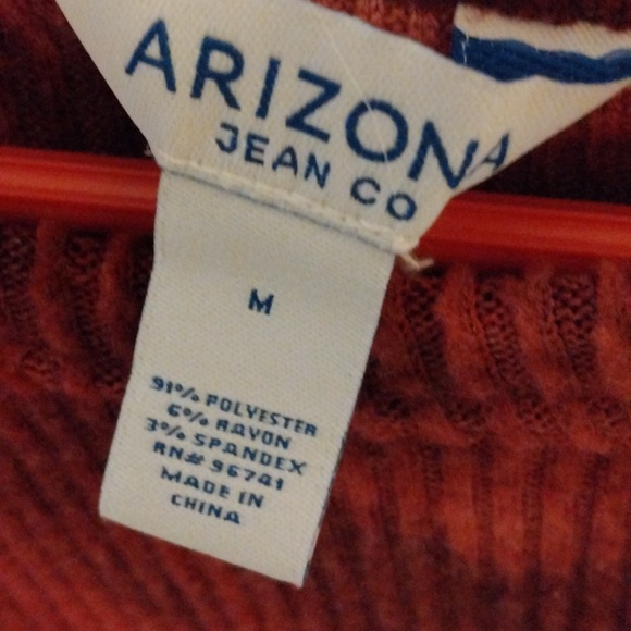 Top - Picture 4 of 4